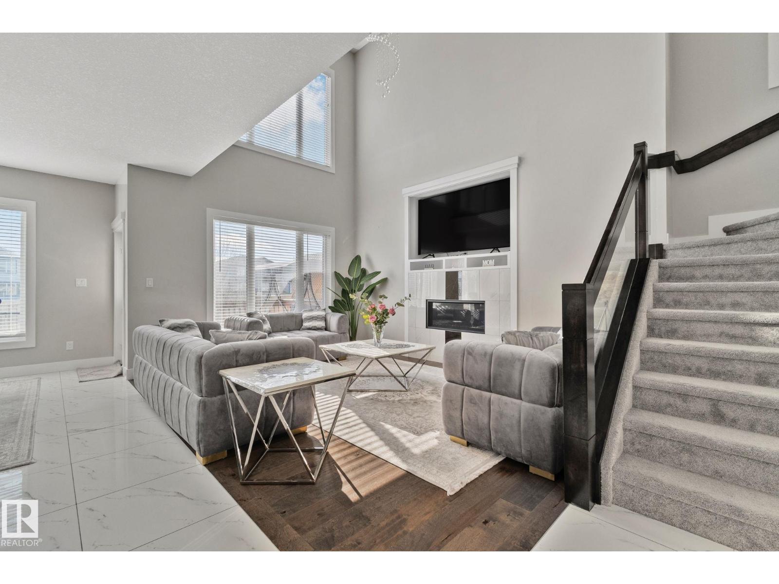 1611 158 St Sw, Edmonton, Alberta  T6W 3E6 - Photo 4 - E4477221