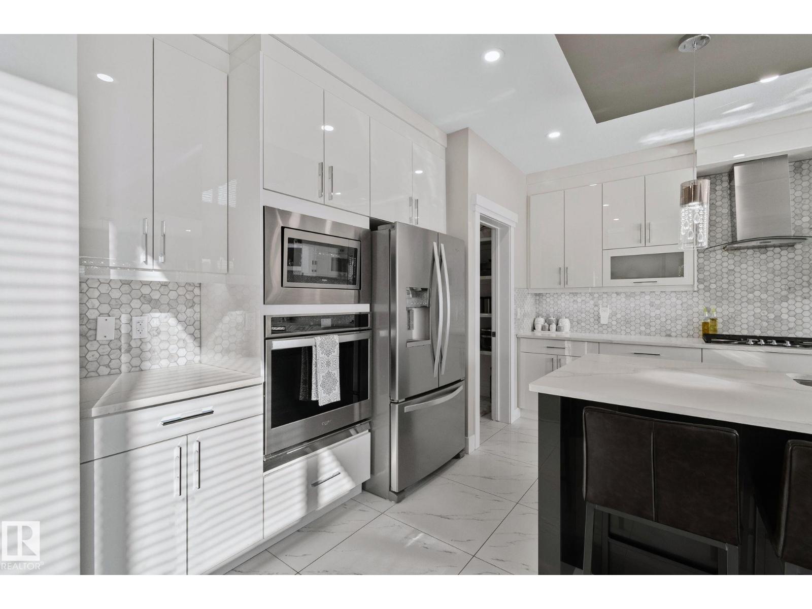 1611 158 St Sw, Edmonton, Alberta  T6W 3E6 - Photo 8 - E4477221