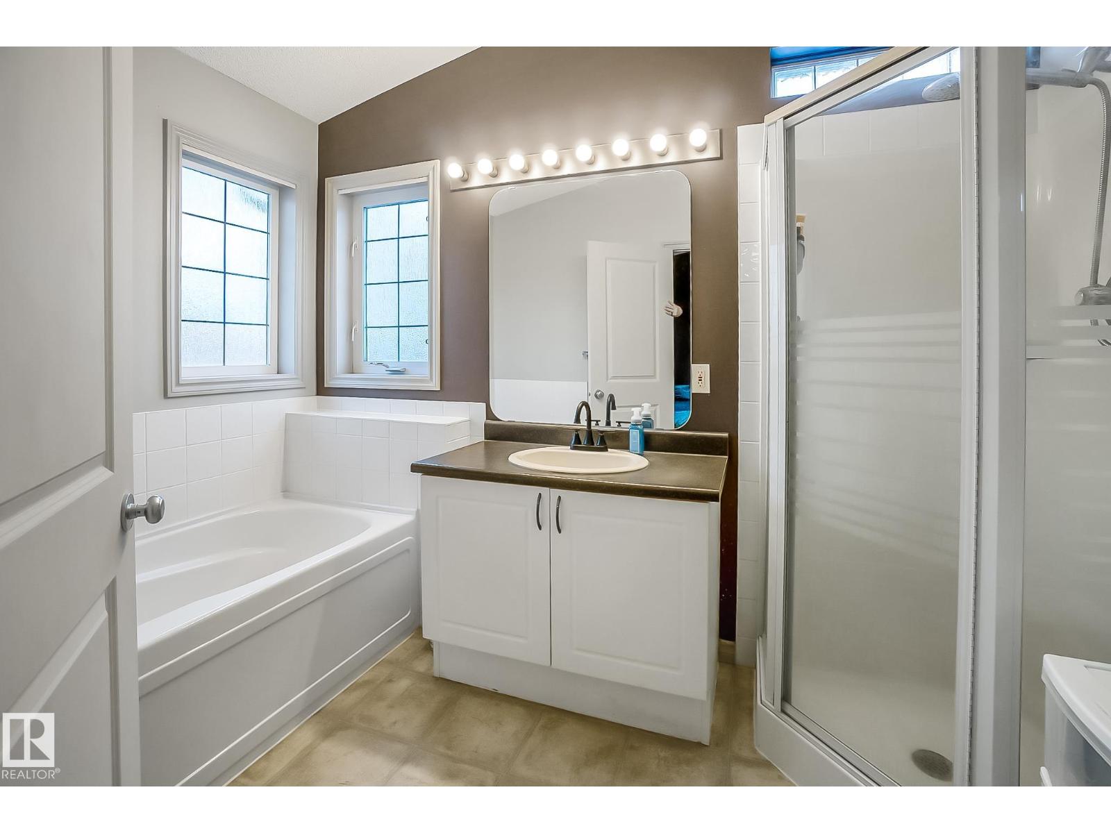 3804 Mclean Cl Sw, Edmonton, Alberta  T6W 1R3 - Photo 24 - E4477222