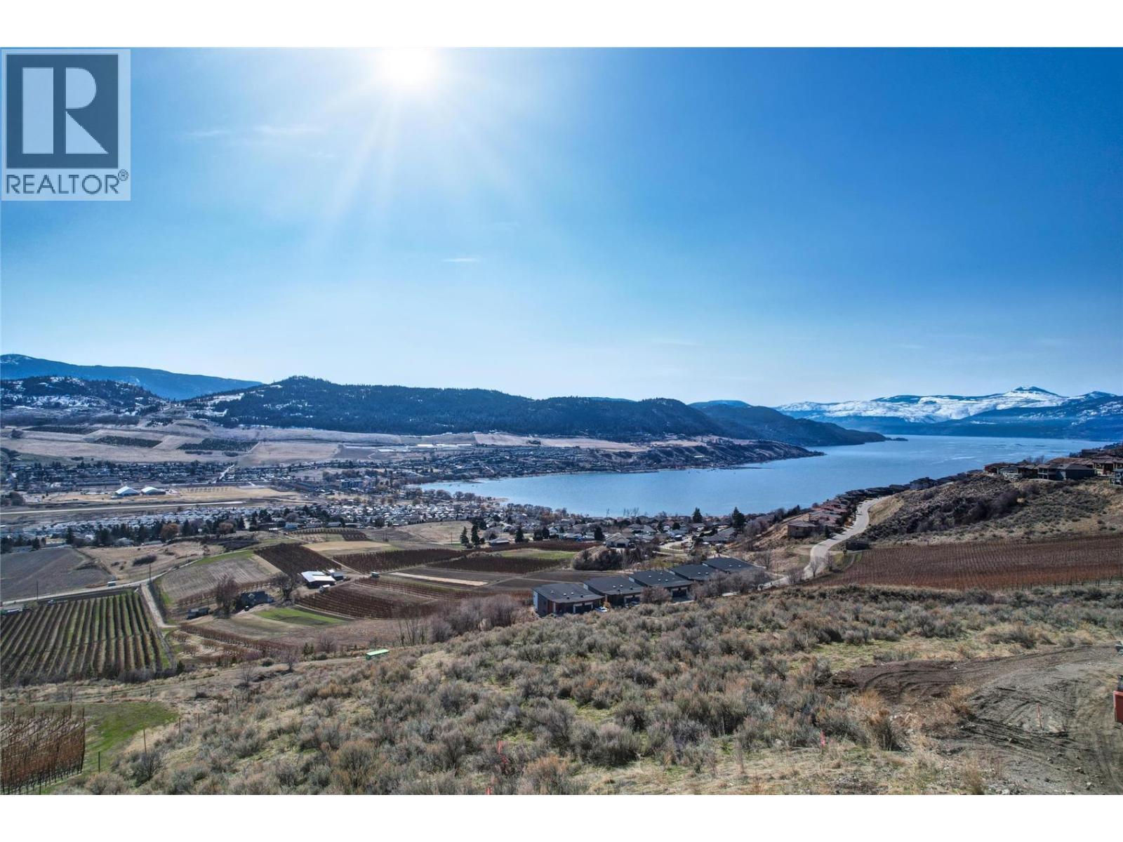 595 Vineyard Way N Unit# 34, Vernon, British Columbia  V1H 2M2 - Photo 2 - 10378029