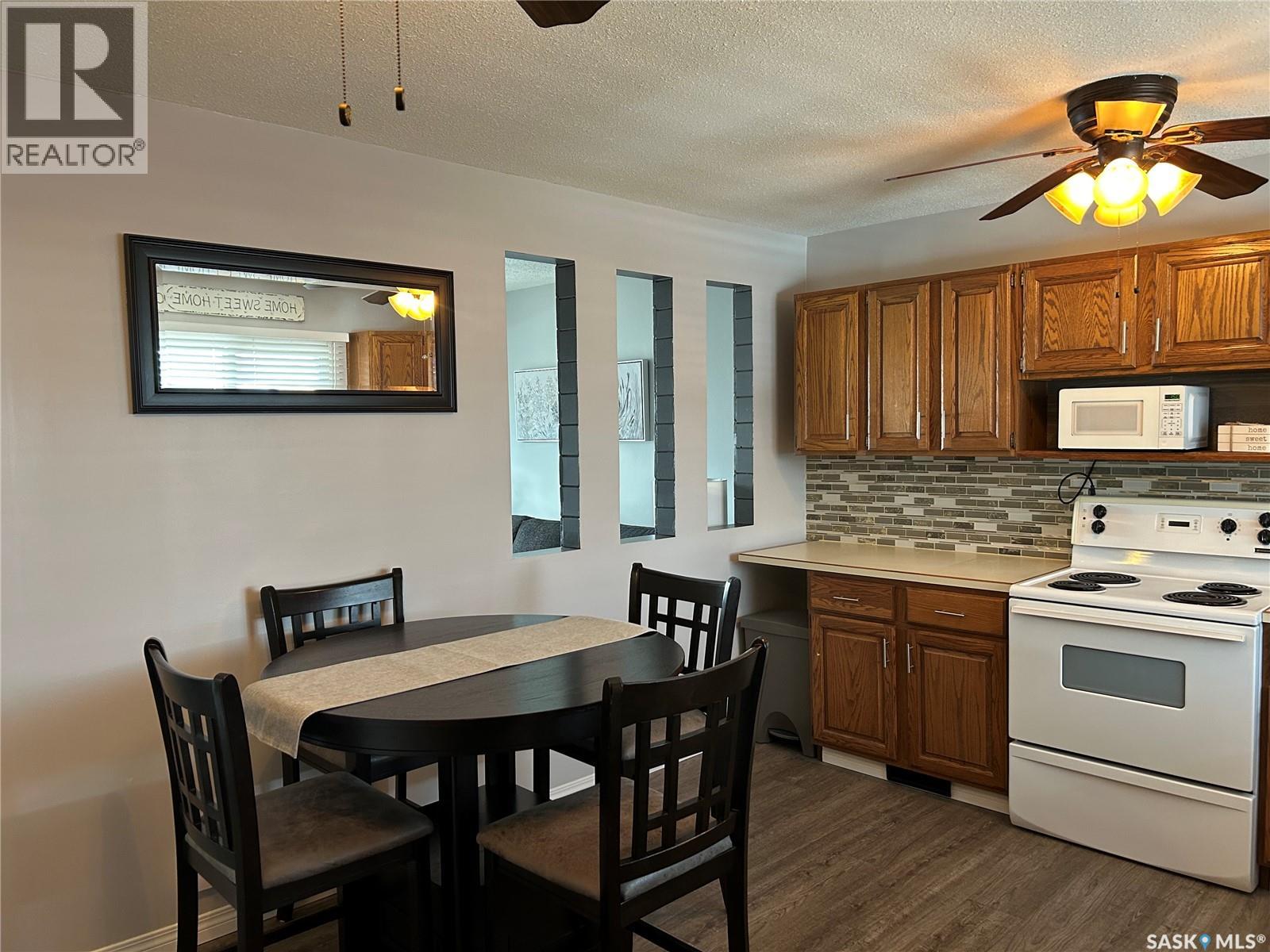 891 Cartier Avenue, Moose Jaw, Saskatchewan  S6H 1L9 - Photo 13 - SK030359