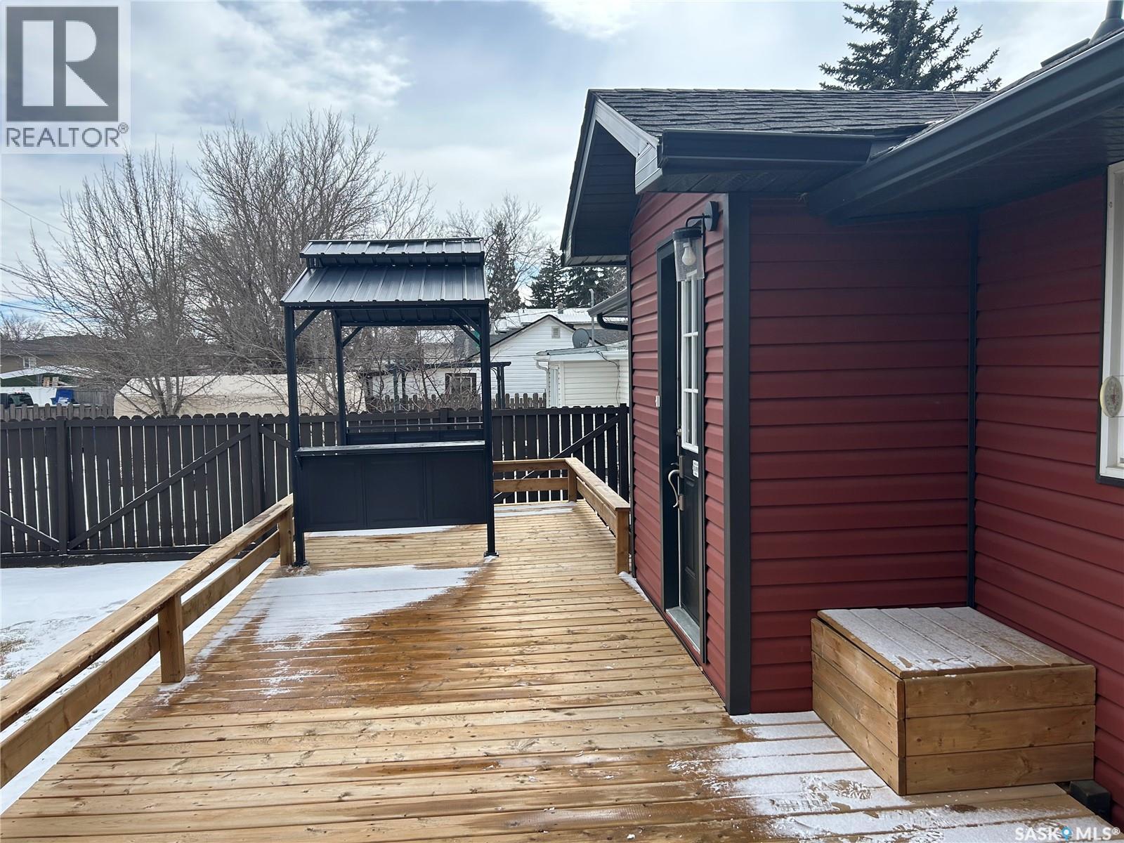 891 Cartier Avenue, Moose Jaw, Saskatchewan  S6H 1L9 - Photo 38 - SK030359