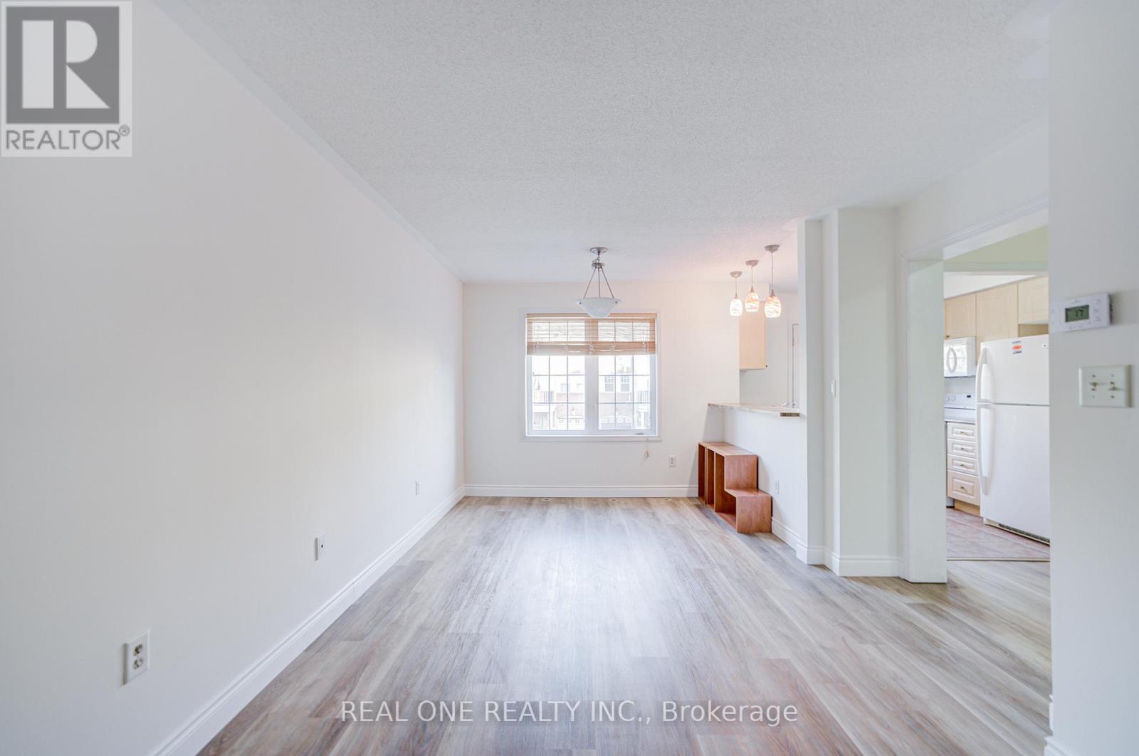 3036 Dewridge Avenue, Oakville, Ontario  L6M 5H9 - Photo 2 - W12660634