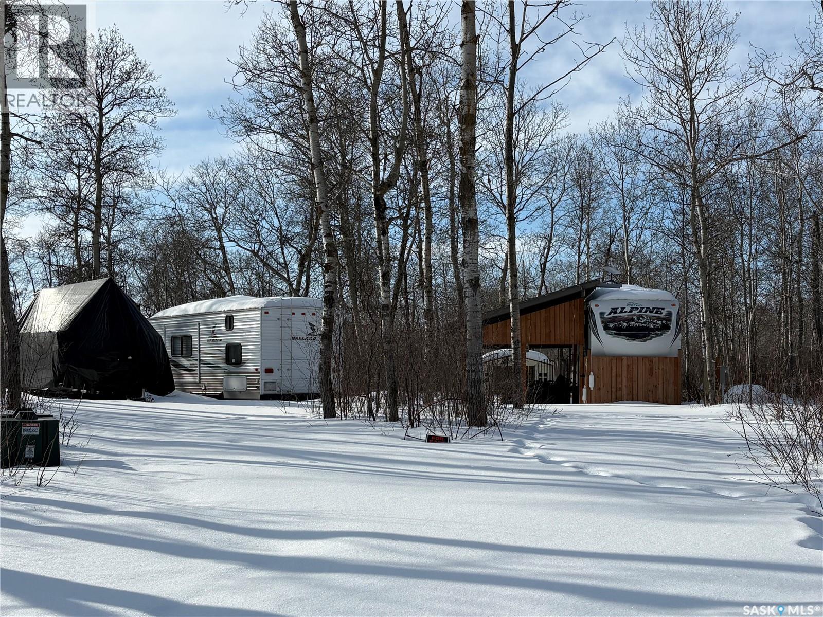 302 Pincherry Place W, Good Spirit Lake, Saskatchewan  S0A 0L0 - Photo 3 - SK030187