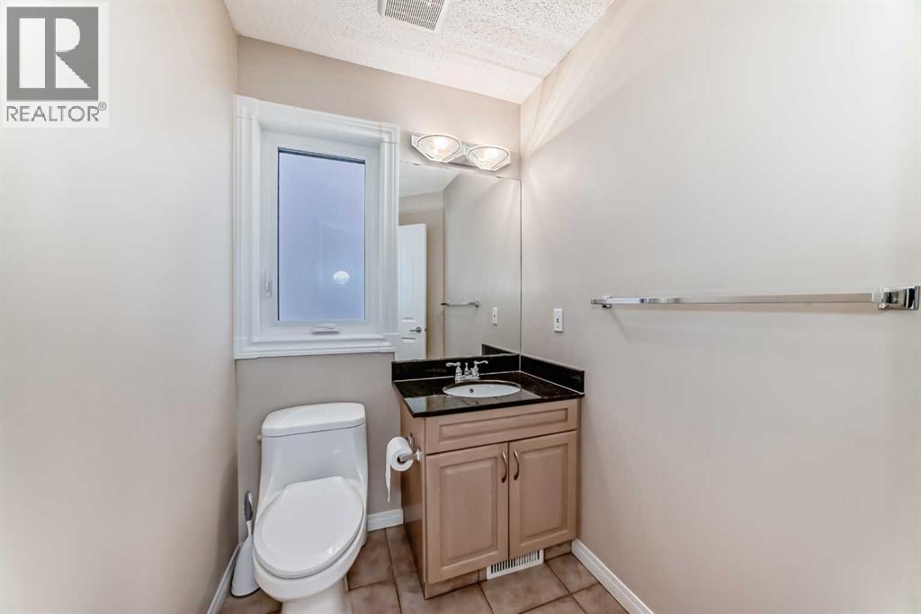 300 Hampstead Road Nw, Calgary, Alberta  T3A 6G4 - Photo 26 - A2292670