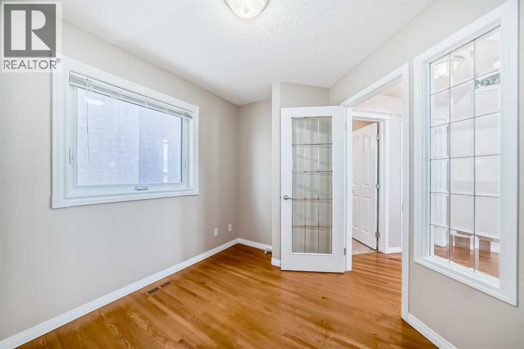 300 Hampstead Road Nw, Calgary, Alberta  T3A 6G4 - Photo 24 - A2292670