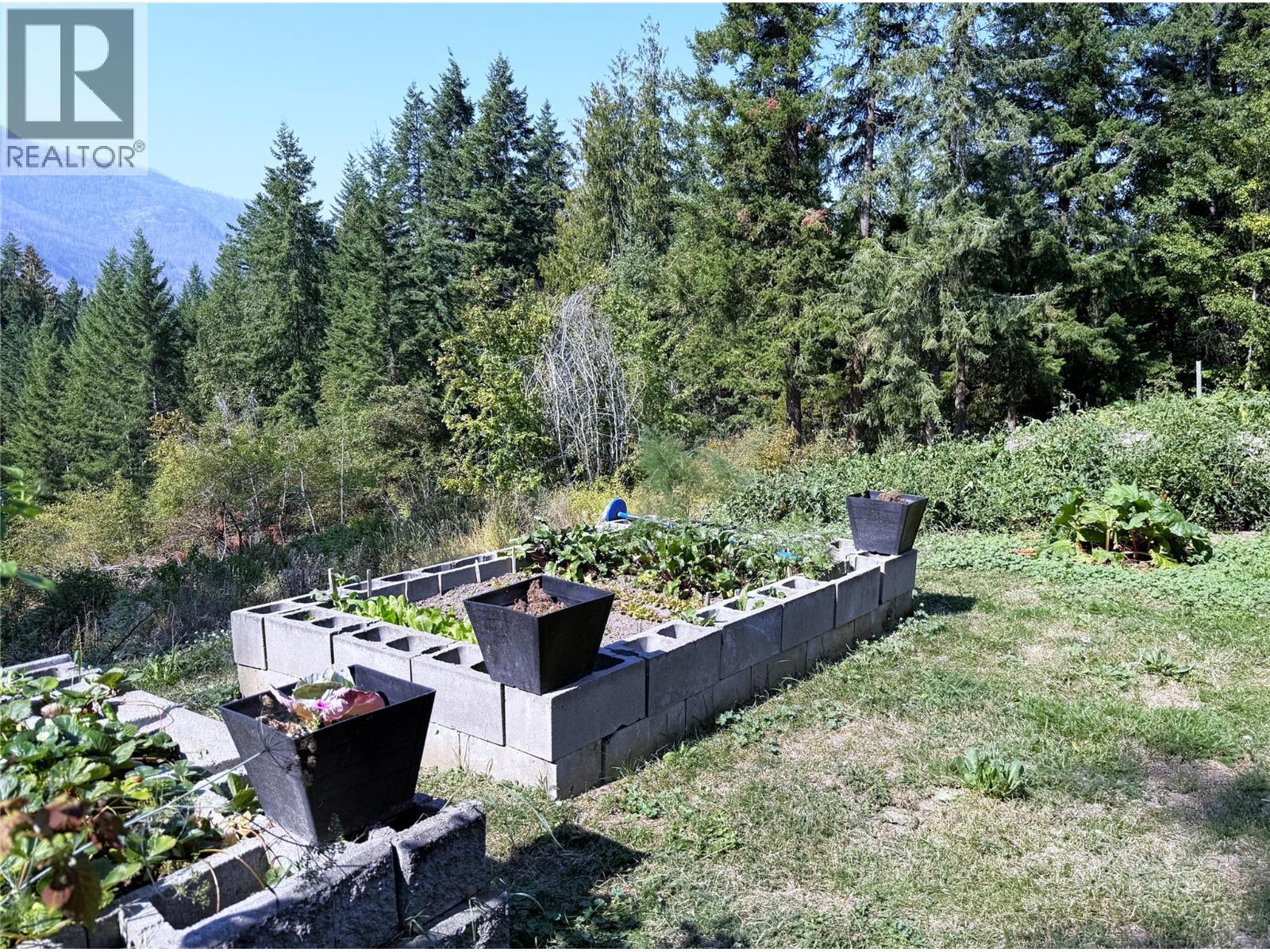 1403 Notch Hill Road, Sorrento, British Columbia  V0E 2W1 - Photo 59 - 10378768