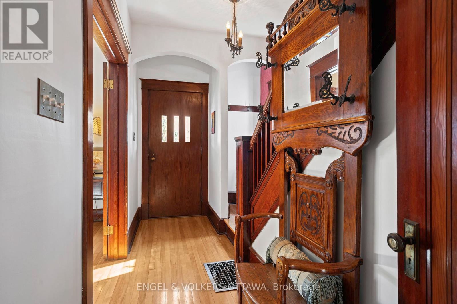 44 Hampton Avenue, Ottawa, Ontario  K1Y 0N2 - Photo 5 - X12878680