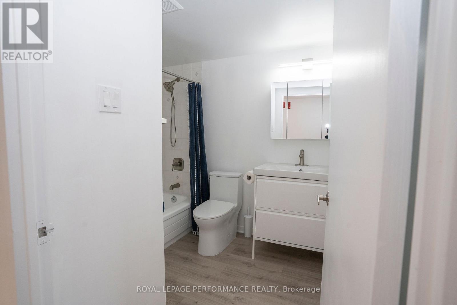 102 - 45 Holland Avenue, Ottawa, Ontario  K1Y 4S3 - Photo 18 - X12878730