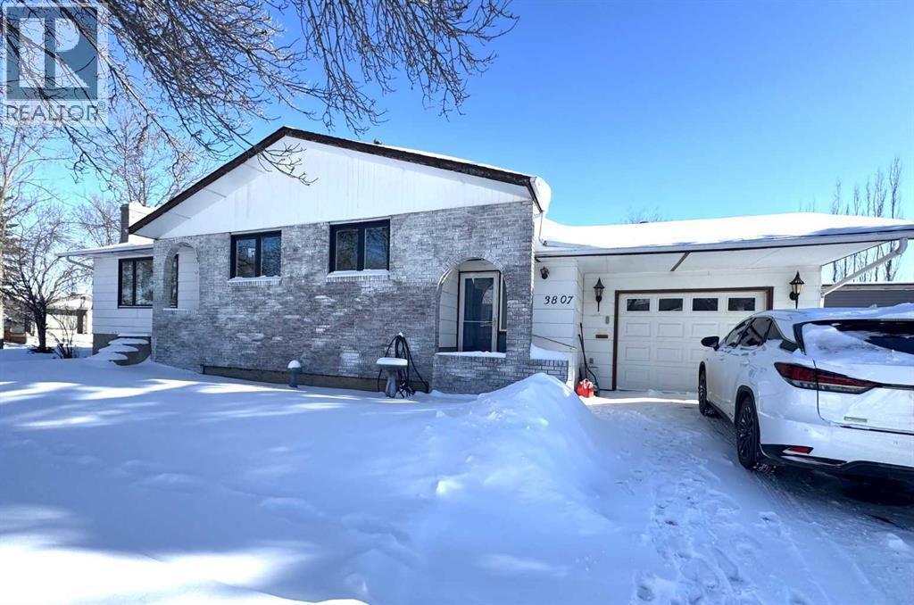 3807 62 Street, Camrose, Alberta  T4V 3B5 - Photo 1 - A2259086