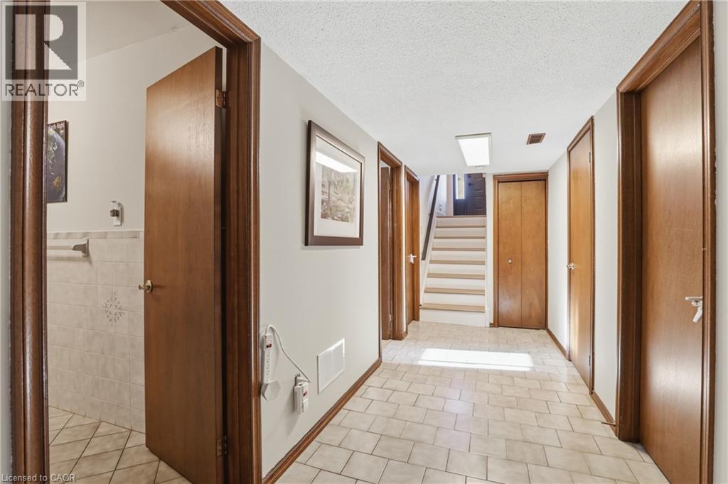 47 Lisgar Court, Hamilton, Ontario  L8T 4Y4 - Photo 38 - 40811051