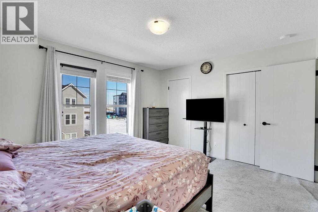 229 South Point Park Sw, Airdrie, Alberta  T4B 5G8 - Photo 32 - A2287375