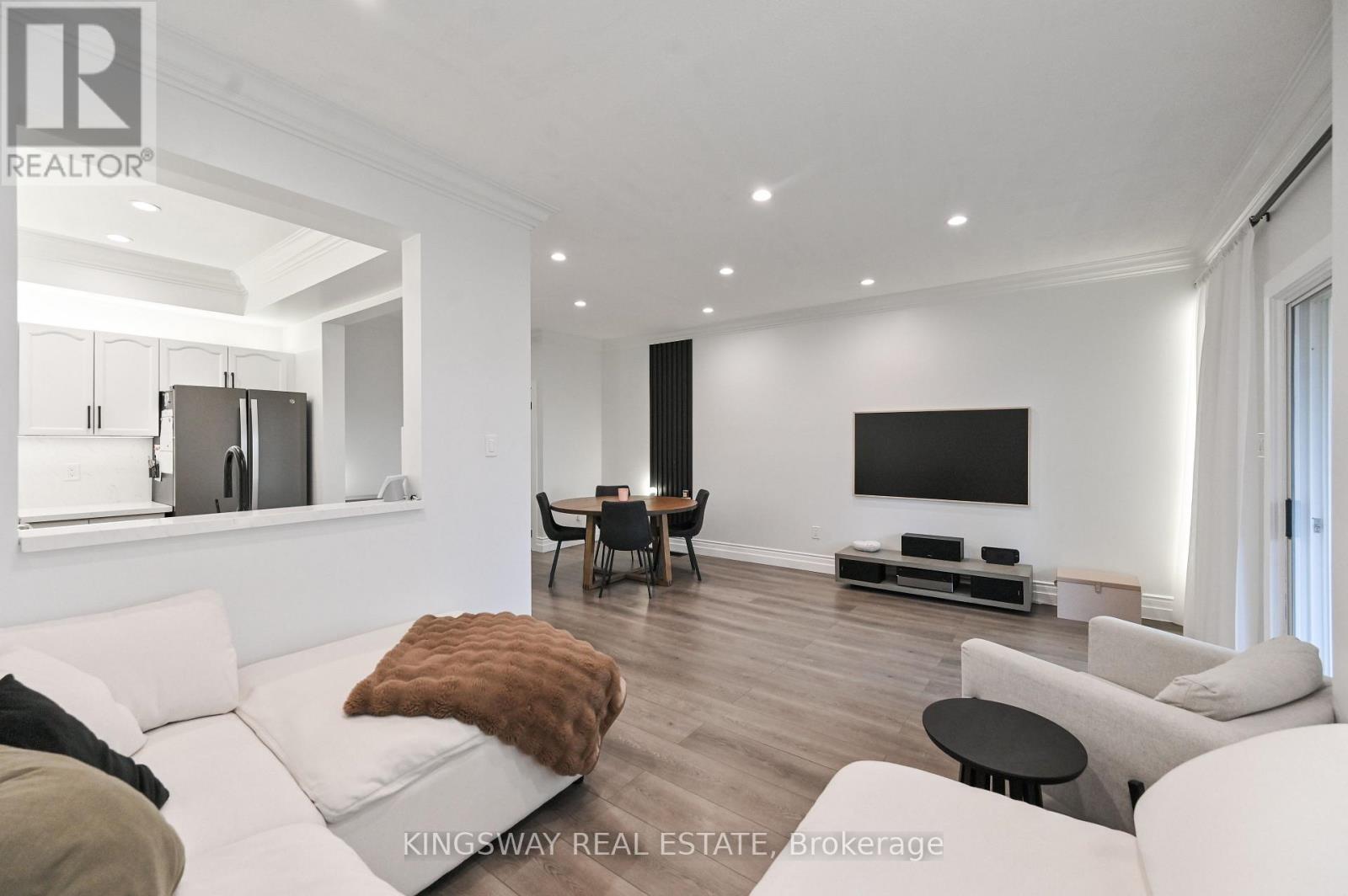 17 Amberhill Way, Aurora, Ontario  L4G 7E1 - Photo 16 - N12878682