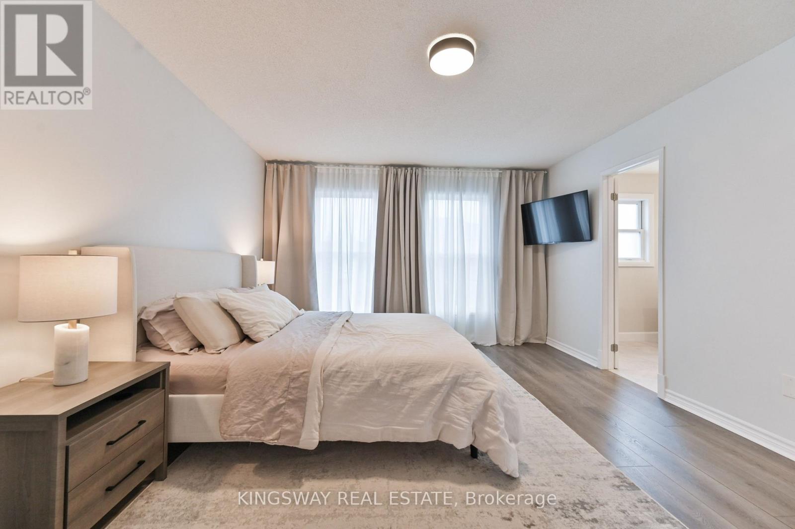 17 Amberhill Way, Aurora, Ontario  L4G 7E1 - Photo 22 - N12878682