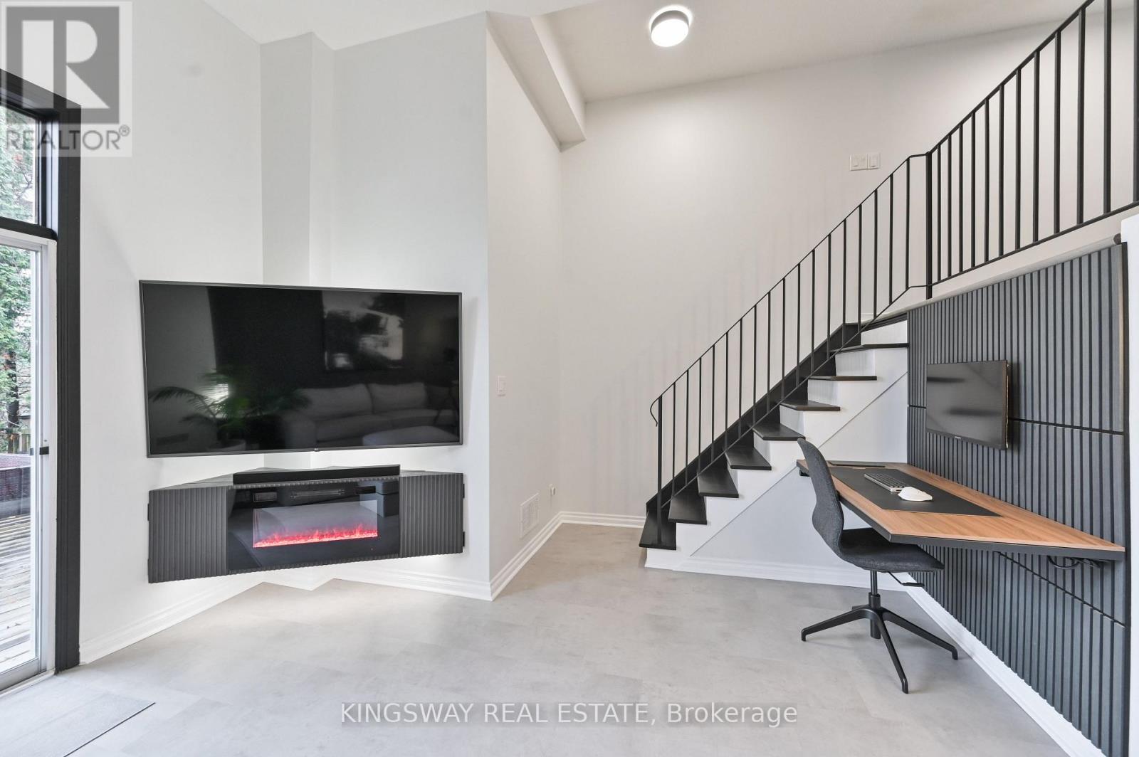 17 Amberhill Way, Aurora, Ontario  L4G 7E1 - Photo 34 - N12878682