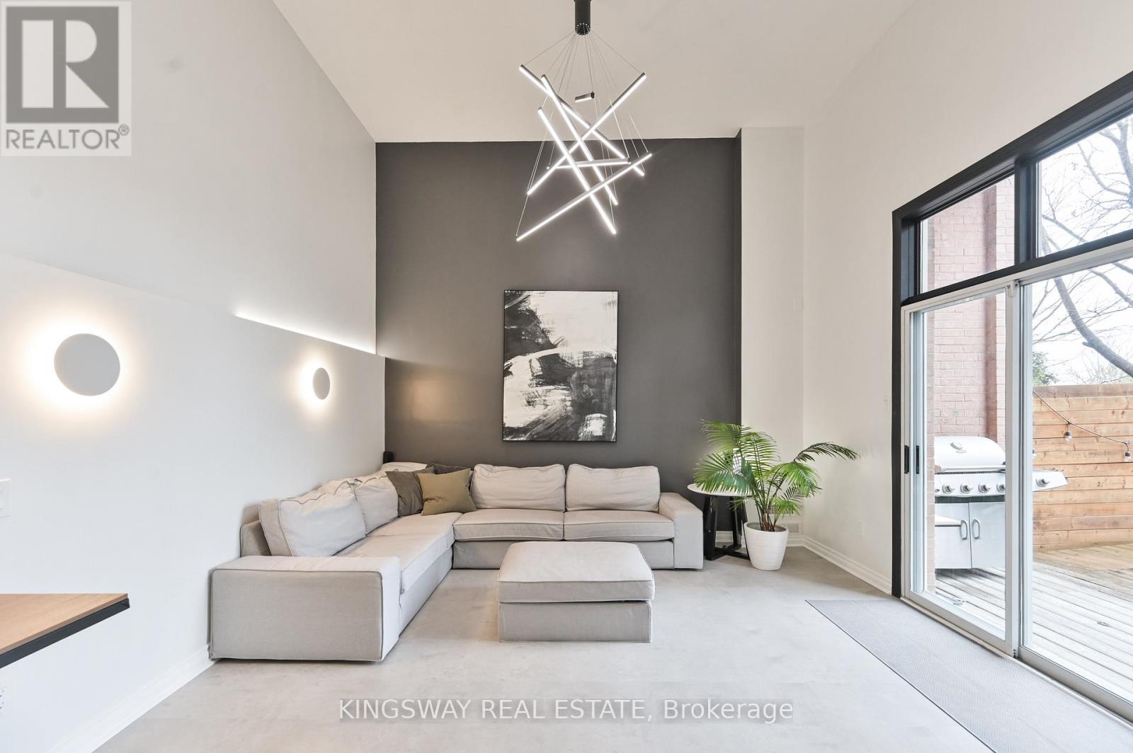 17 Amberhill Way, Aurora, Ontario  L4G 7E1 - Photo 38 - N12878682