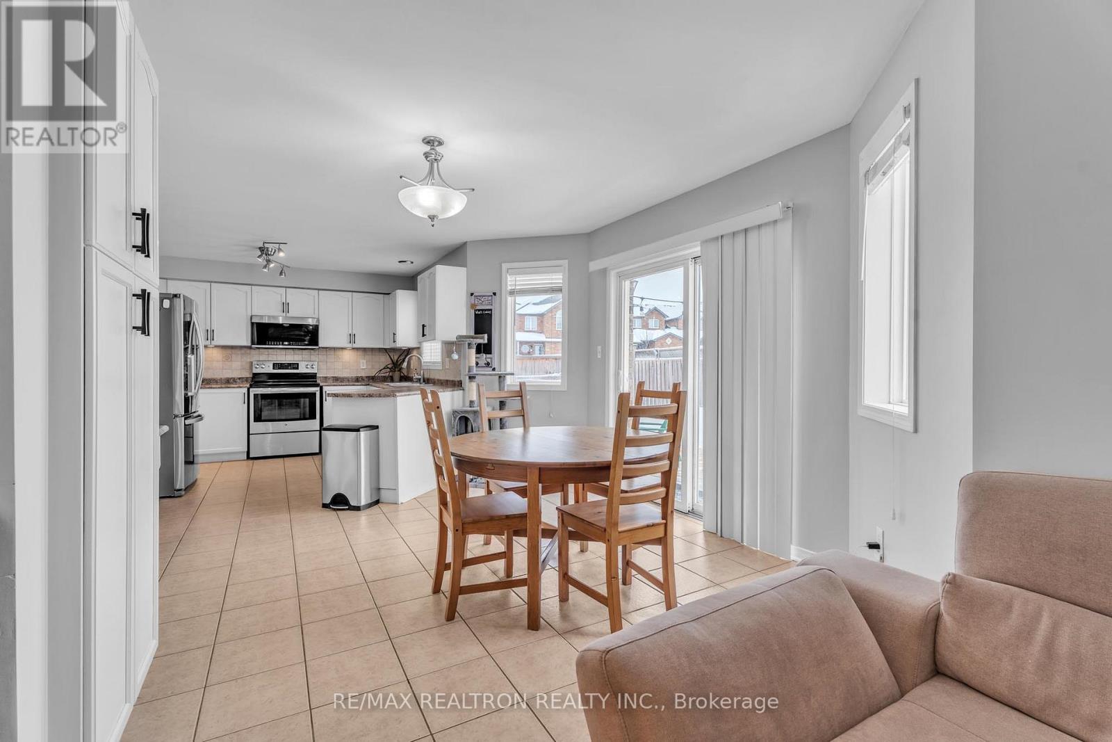 1434 Rankin Way, Innisfil, Ontario  L9S 0C5 - Photo 18 - N12878700