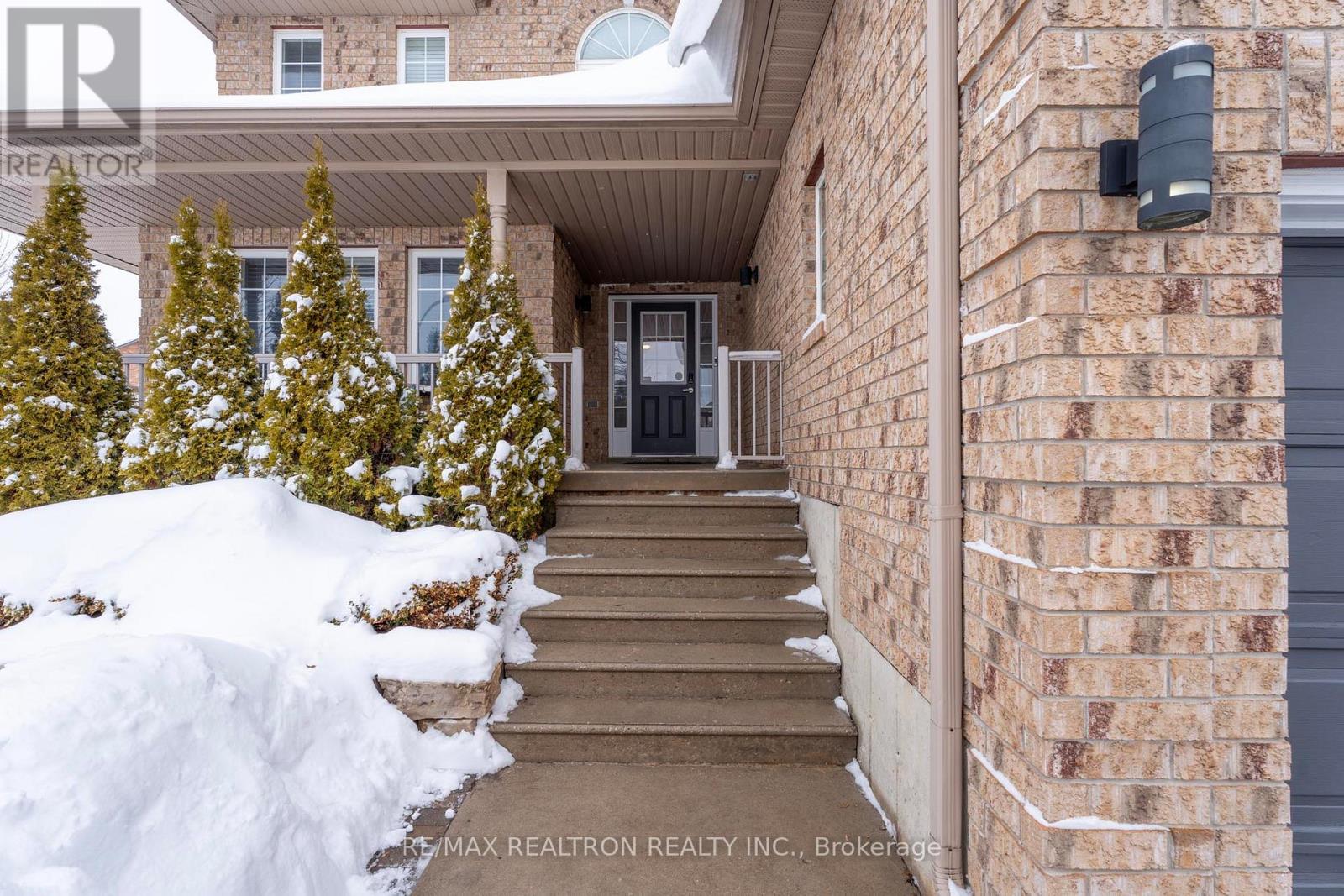 1434 Rankin Way, Innisfil, Ontario  L9S 0C5 - Photo 2 - N12878700