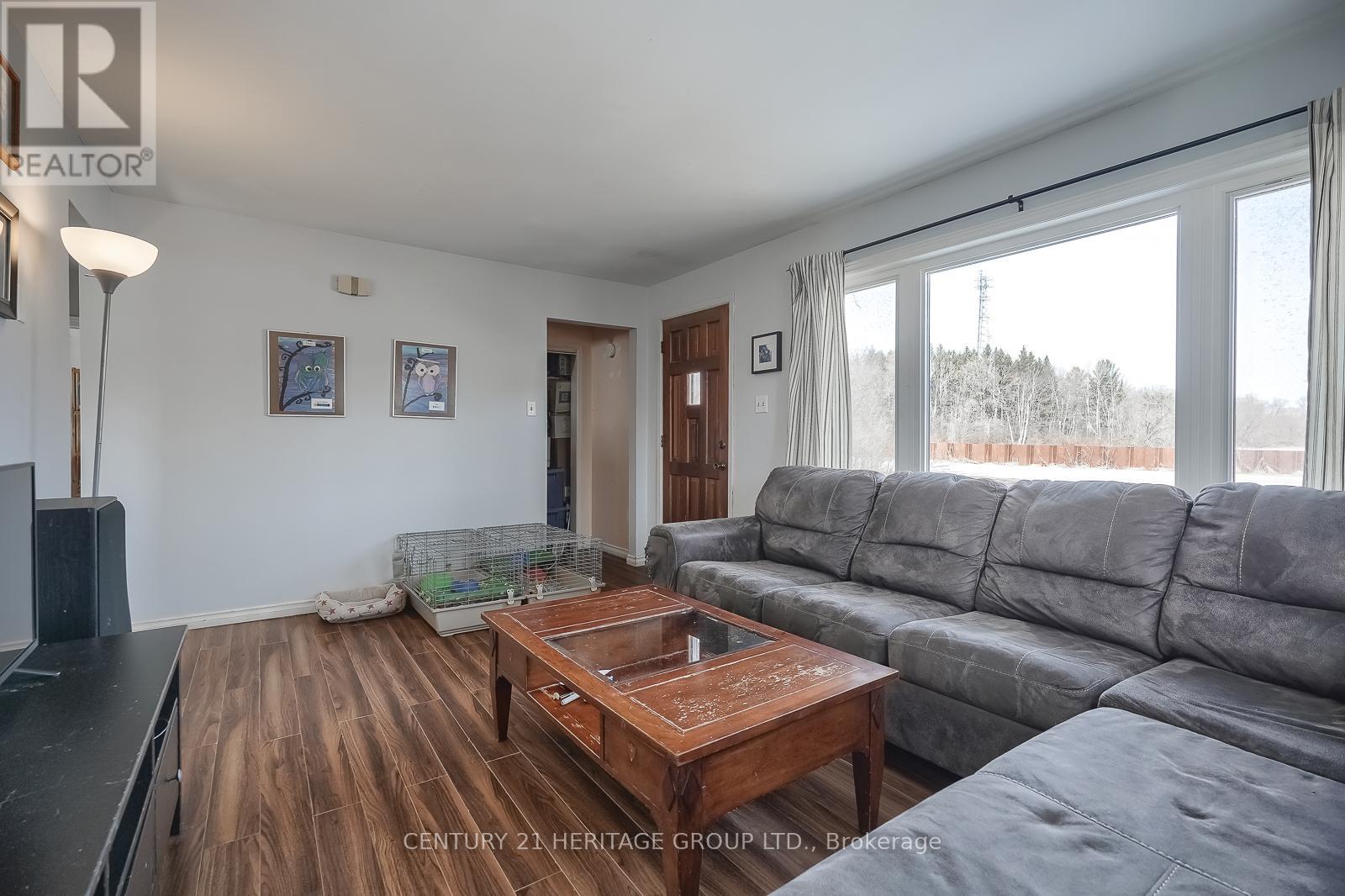 963 Canal Road, Bradford West Gwillimbury, Ontario  L3Z 2A6 - Photo 14 - N12878714