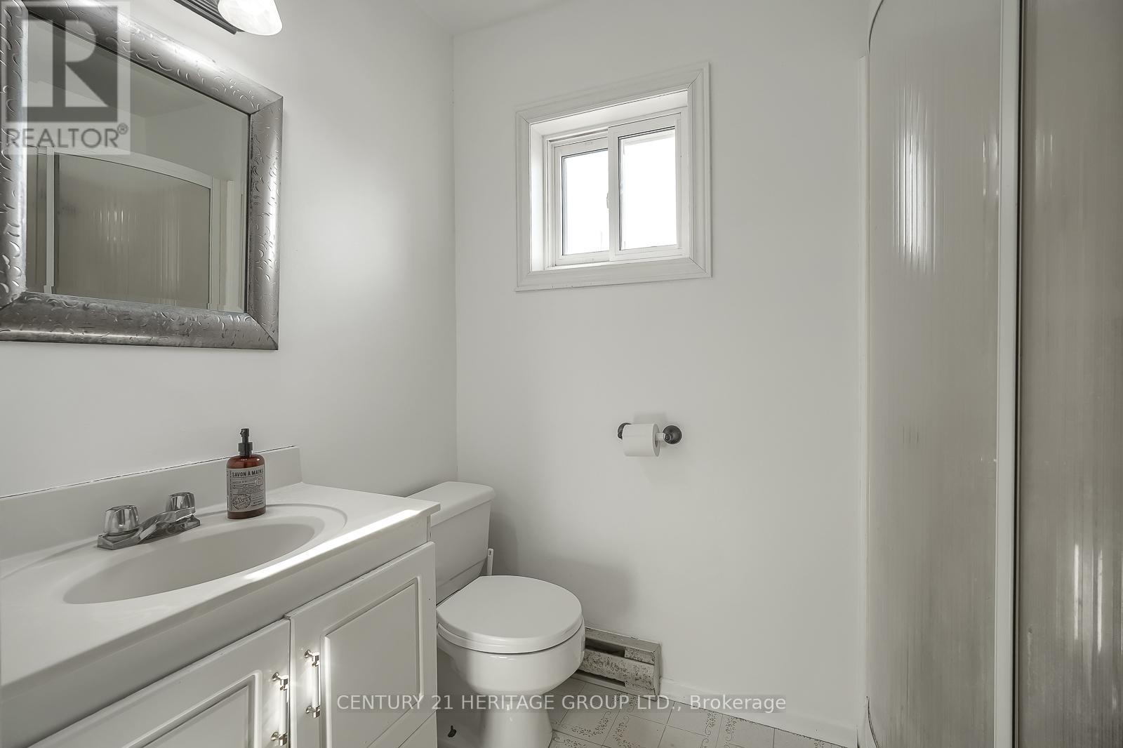 963 Canal Road, Bradford West Gwillimbury, Ontario  L3Z 2A6 - Photo 26 - N12878714