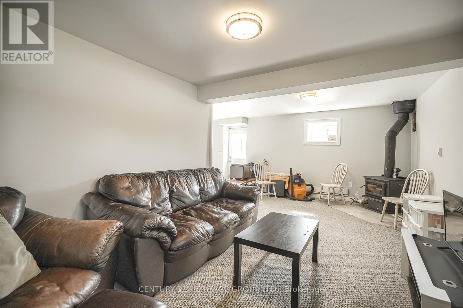 963 Canal Road, Bradford West Gwillimbury, Ontario  L3Z 2A6 - Photo 36 - N12878714