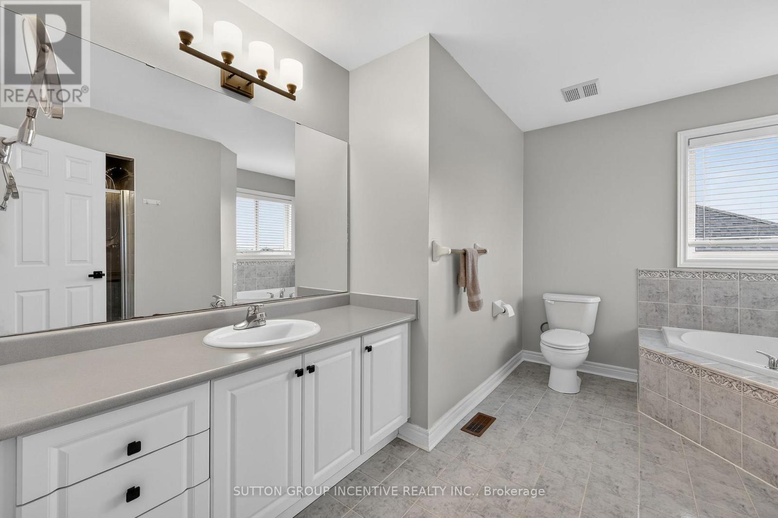 26 Prince Of Wales Drive, Barrie, Ontario  L4N 0T5 - Photo 18 - S12878688