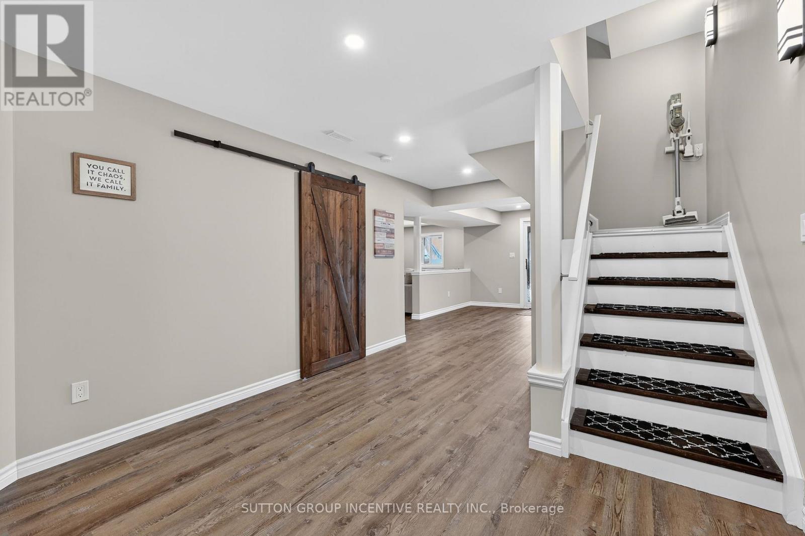 26 Prince Of Wales Drive, Barrie, Ontario  L4N 0T5 - Photo 26 - S12878688