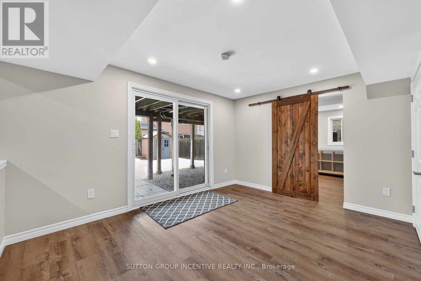 26 Prince Of Wales Drive, Barrie, Ontario  L4N 0T5 - Photo 30 - S12878688