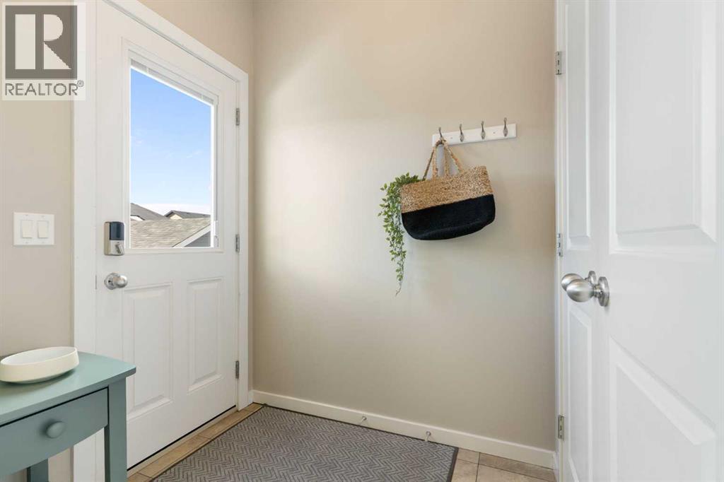 547 Evanston Drive Nw, Calgary, Alberta  T3P 0H4 - Photo 12 - A2292571