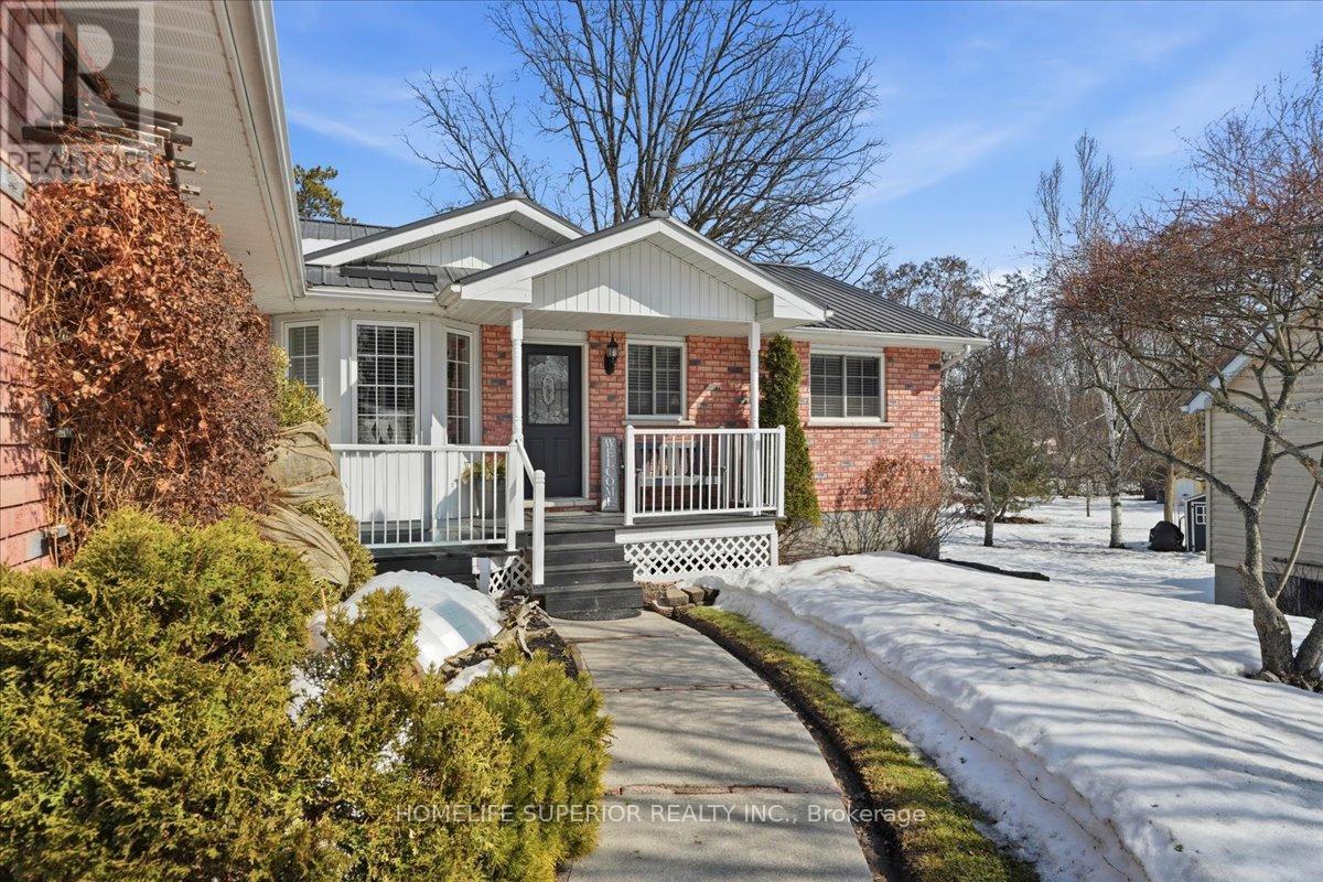 35 Nelson Street, Centre Hastings, Ontario  K0K 2K0 - Photo 2 - X12875182