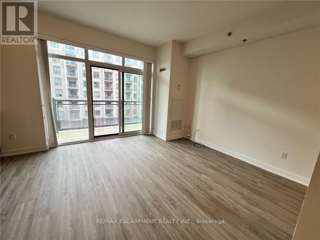 401 - 2486 Old Bronte Road, Oakville, Ontario  L6M 9Y5 - Photo 6 - W12878676