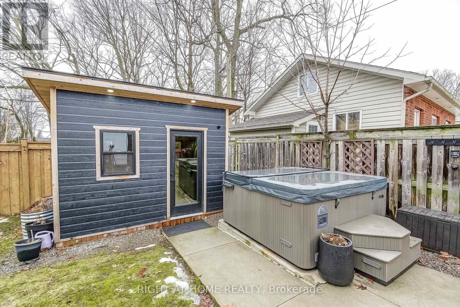 1300 Princeton Crescent, Burlington, Ontario  L7P 2K5 - Photo 14 - W12878690