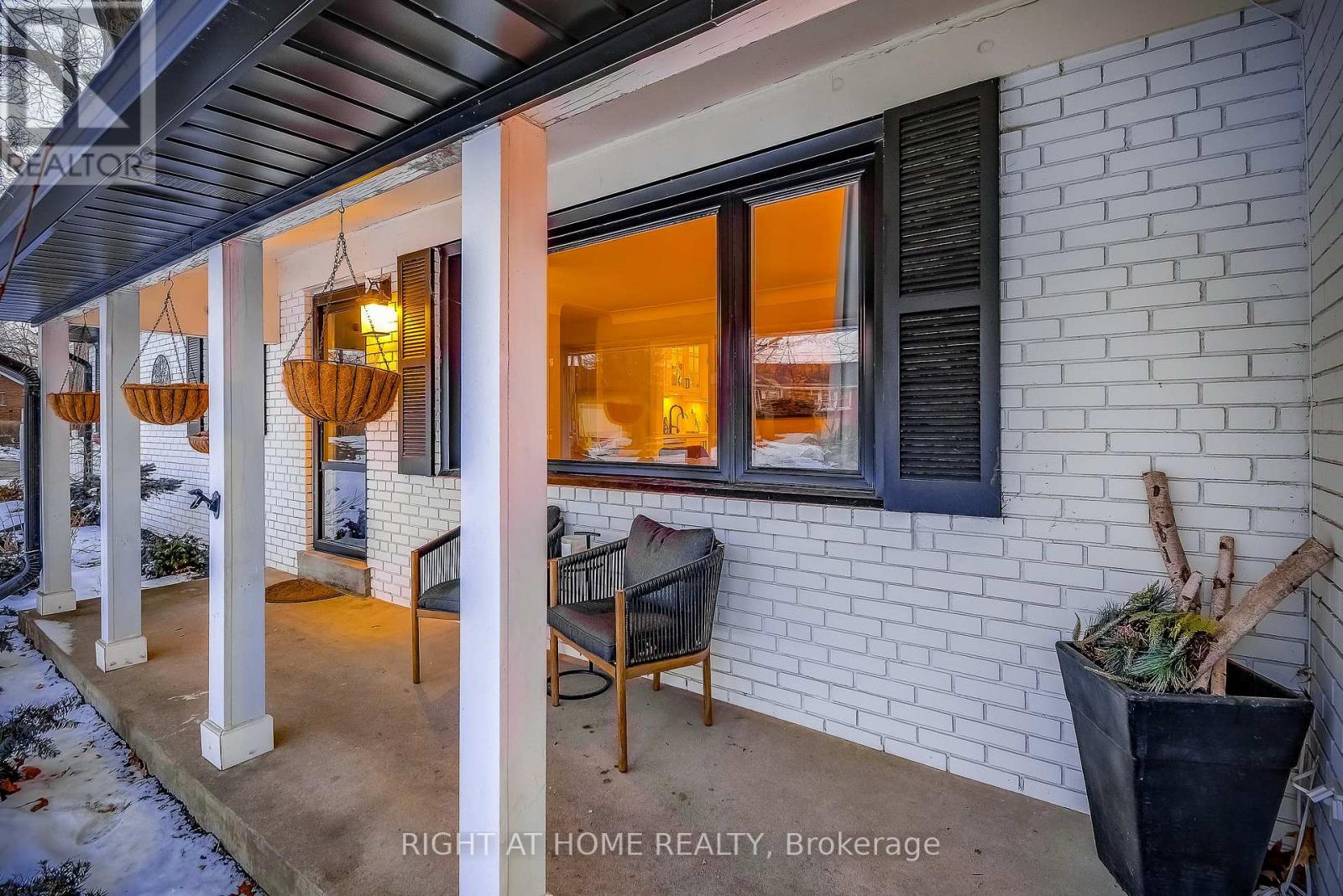 1300 Princeton Crescent, Burlington, Ontario  L7P 2K5 - Photo 32 - W12878690