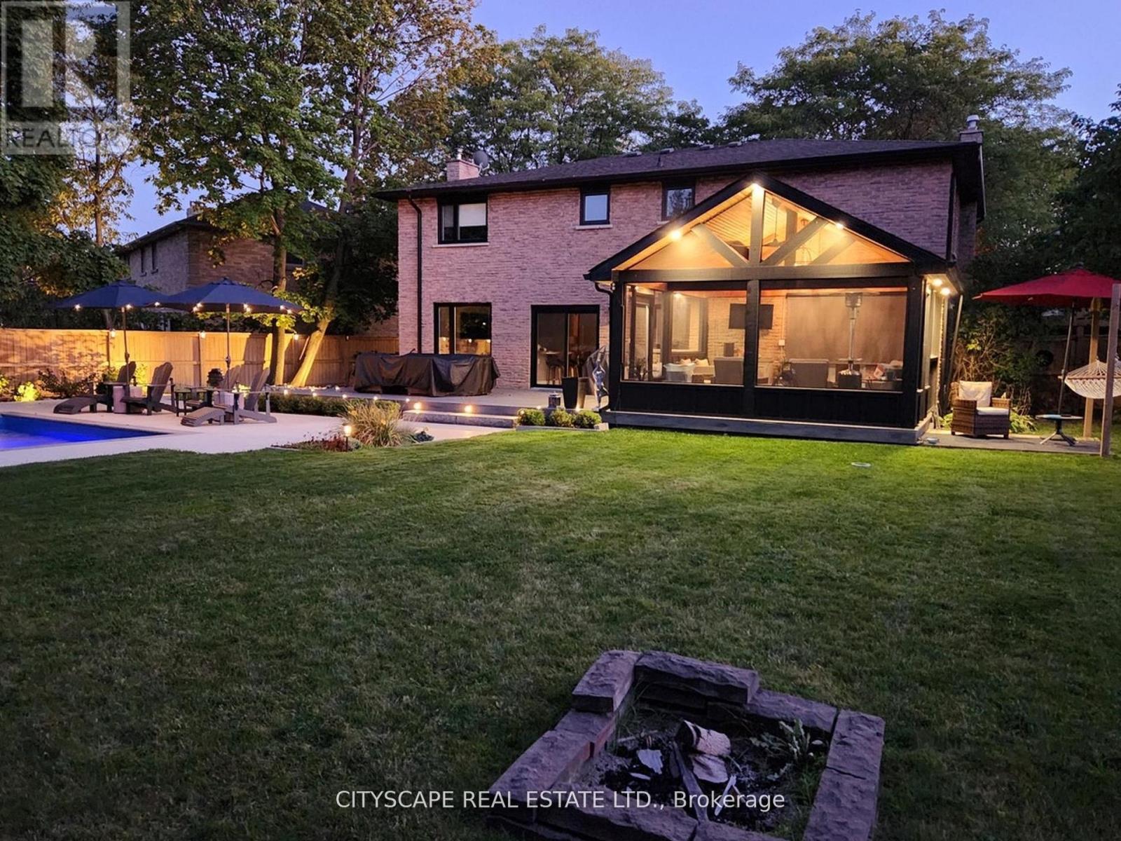 2585 Kenna Court, Mississauga, Ontario  L5K 2K4 - Photo 44 - W12878702