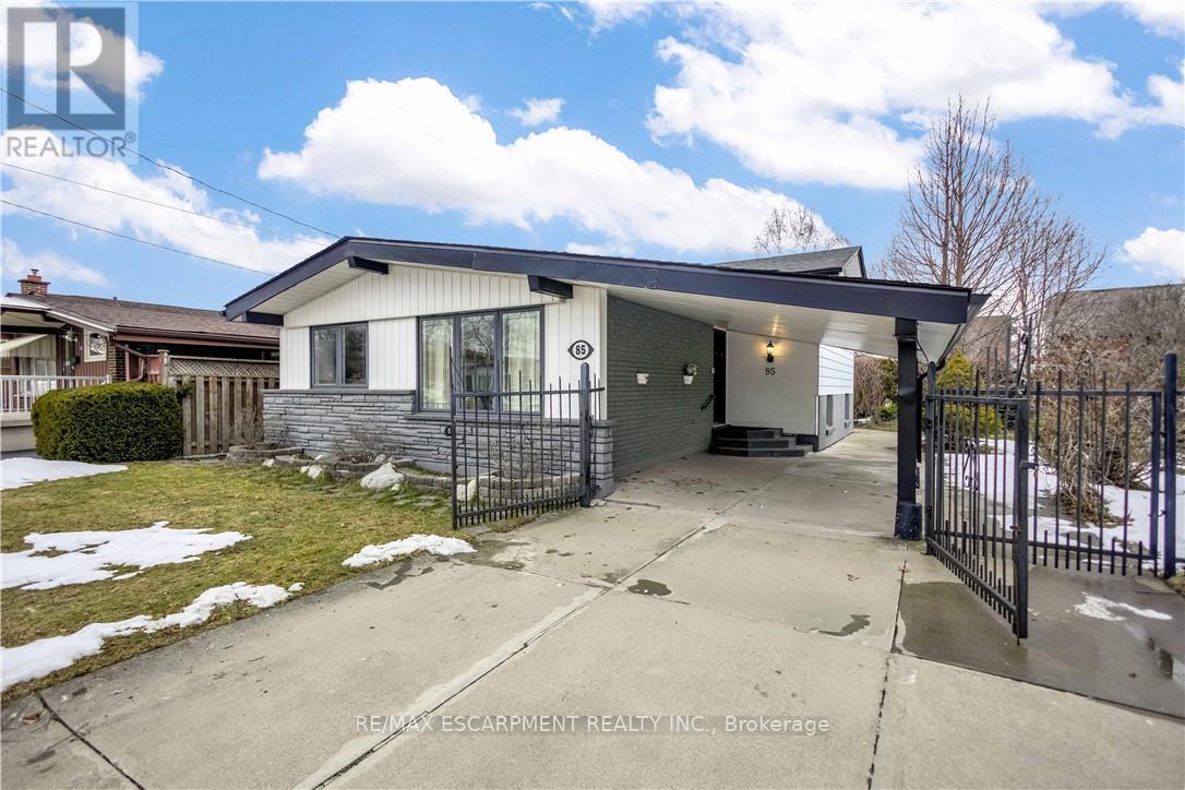 85 Ranchdale Drive, Hamilton, Ontario  L8V 2L9 - Photo 4 - X12878698