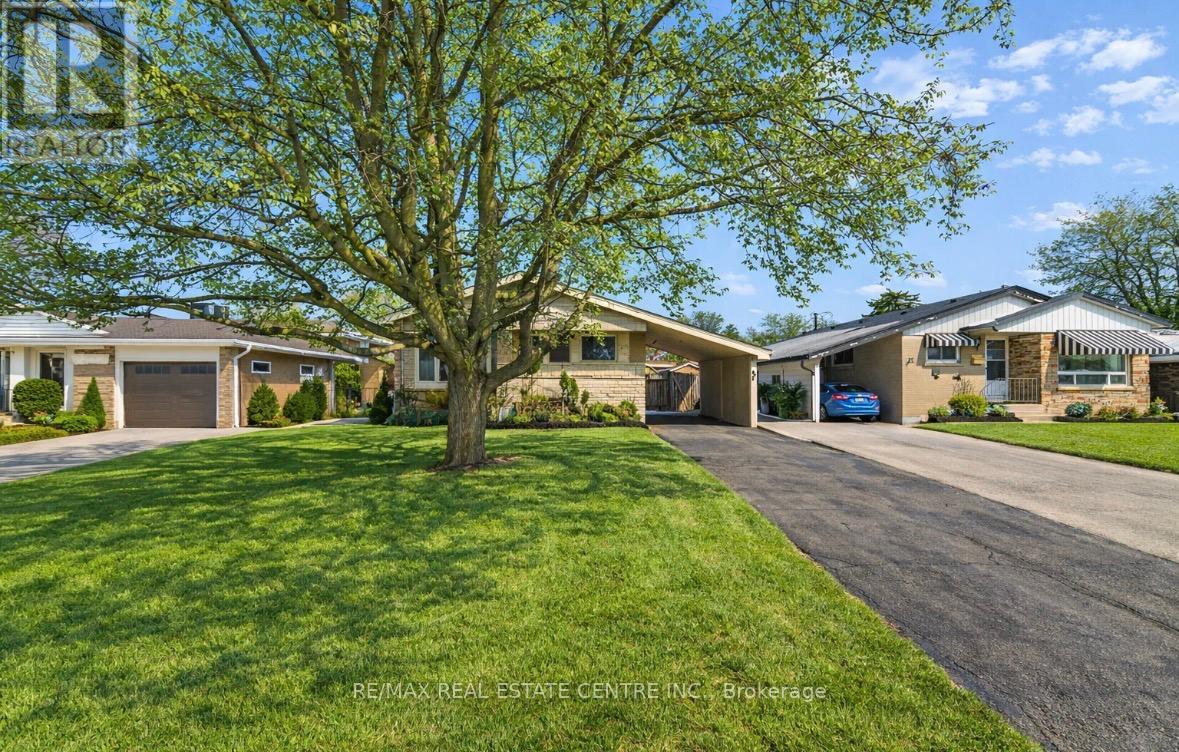 14 NORTHWOOD DRIVE, Brampton, Ontario