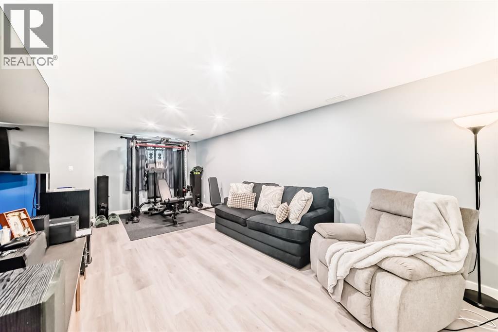 10 Reunion Grove Nw, Airdrie, Alberta  T4B 0Z7 - Photo 26 - A2292885