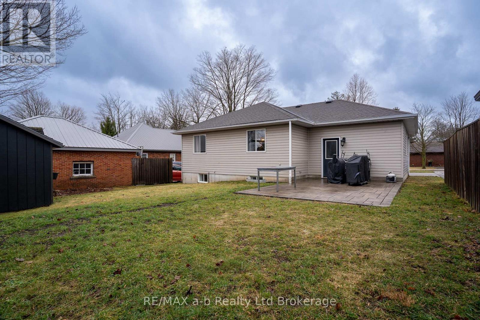 4 George Street, Norwich, Ontario  N0J 1P0 - Photo 3 - X12878756