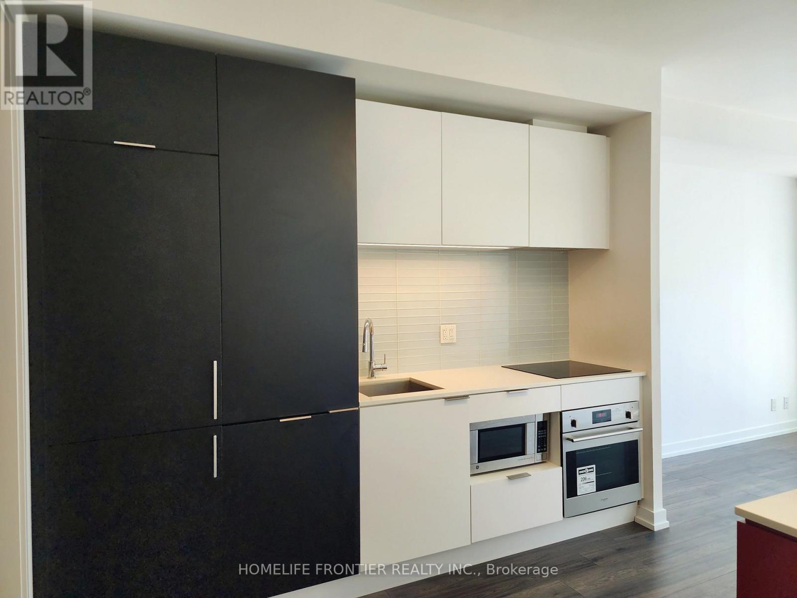 717 - 33 Helendale Avenue, Toronto (Yonge-Eglinton), Ontario  M4R 1C5 - Photo 8 - C12878738