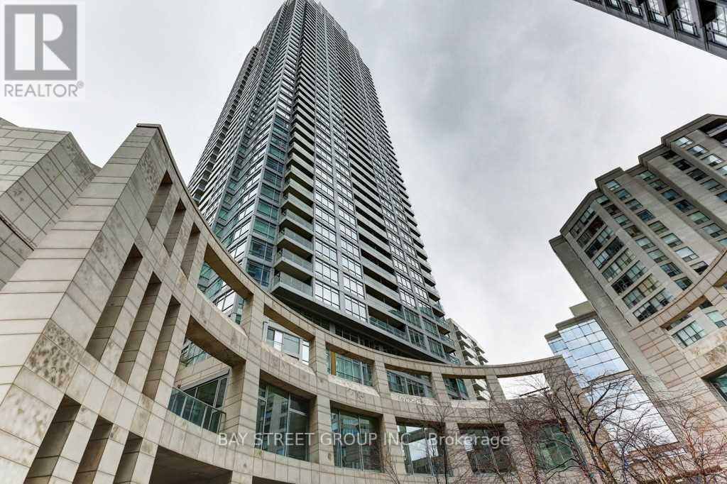 2012 - 2191 YONGE STREET, Toronto, Ontario