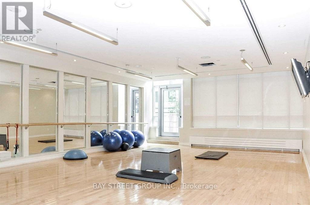 2012 - 2191 Yonge Street, Toronto, Ontario  M4S 3H8 - Photo 14 - C12878766