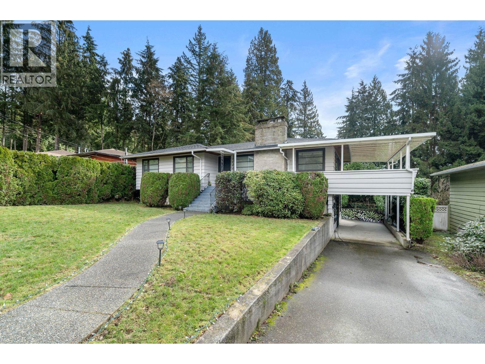 3990 Delbrook Avenue, North Vancouver, British Columbia  V7N 3Z8 - Photo 2 - R3099475