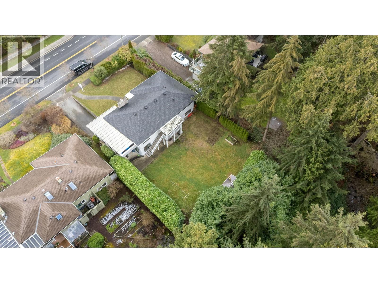 3990 Delbrook Avenue, North Vancouver, British Columbia  V7N 3Z8 - Photo 20 - R3099475