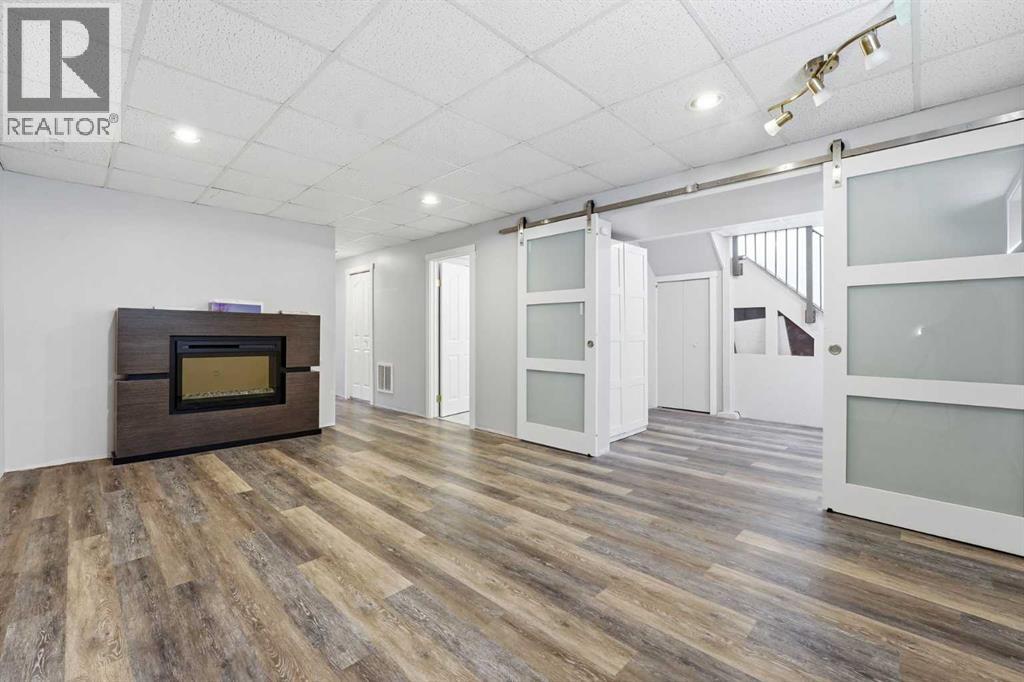 1 Thorncliffe Crescent Nw, Calgary, Alberta  T2K 3A9 - Photo 23 - A2290536