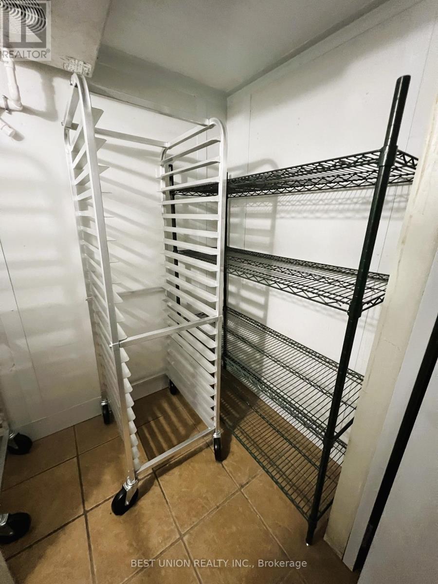 Unknown Address, ,    - Photo 10 - X12878740