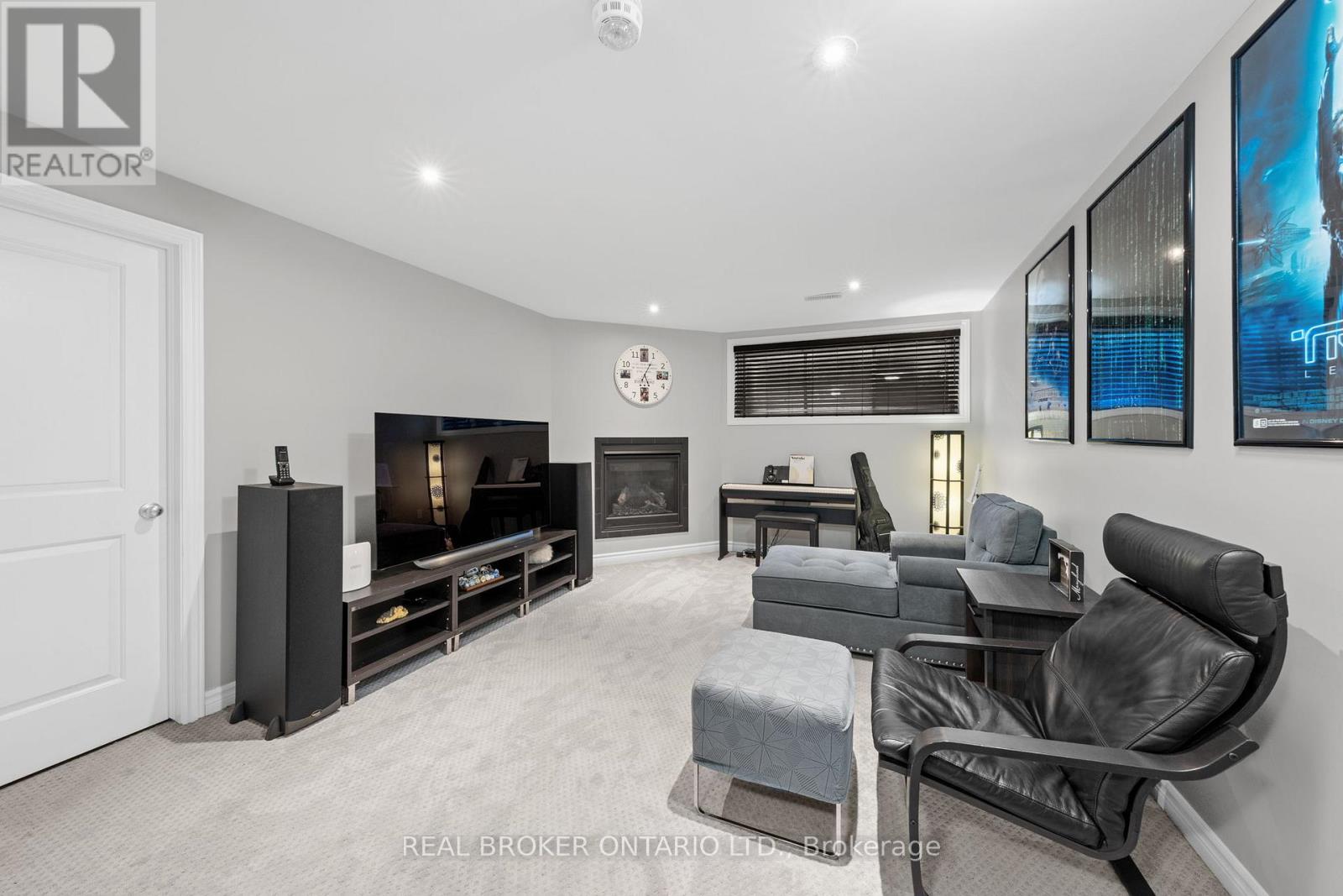 792 Cedar Creek Drive, Ottawa, Ontario  K1T 0M6 - Photo 32 - X12878098