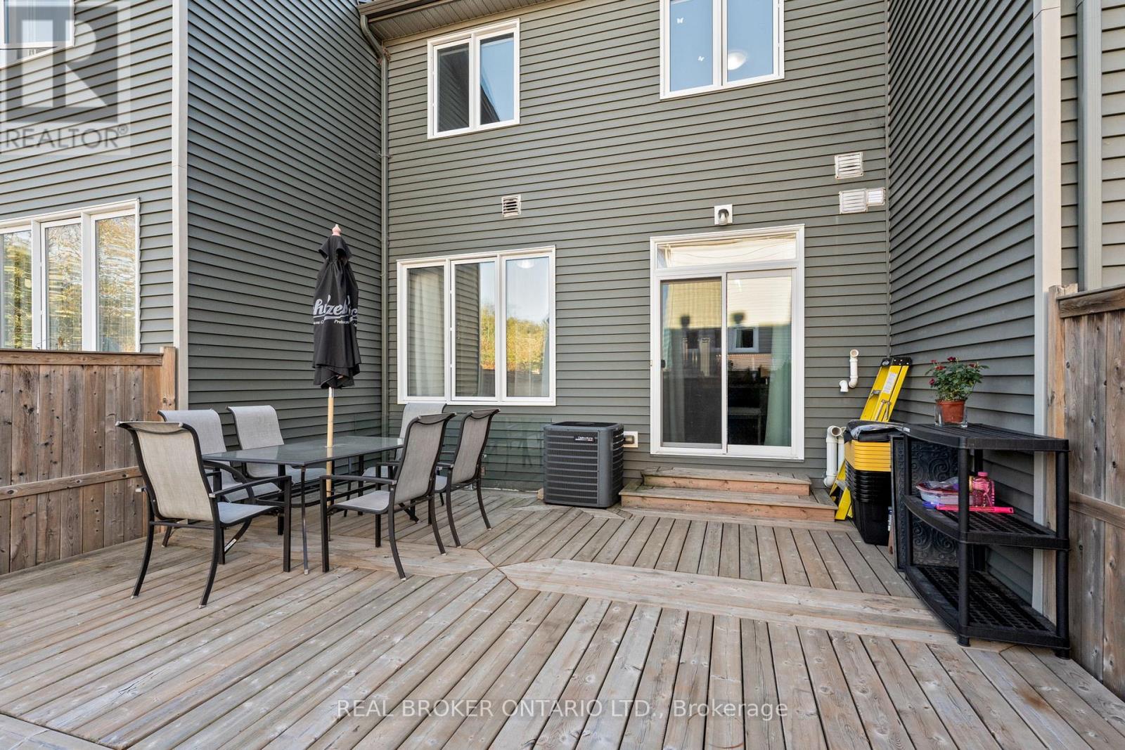 792 Cedar Creek Drive, Ottawa, Ontario  K1T 0M6 - Photo 36 - X12878098