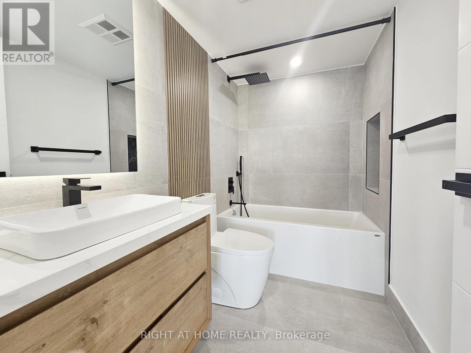 512 - 7460 Bathurst Street, Vaughan, Ontario  L4J 7K9 - Photo 30 - N12876114