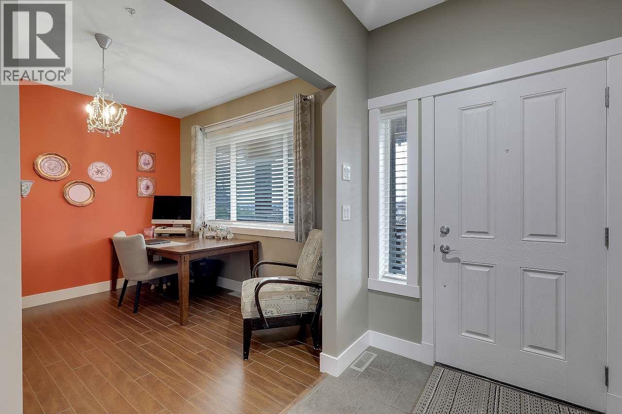 22920 Gilbert Drive, Maple Ridge, British Columbia  V4R 0C4 - Photo 5 - R3098668