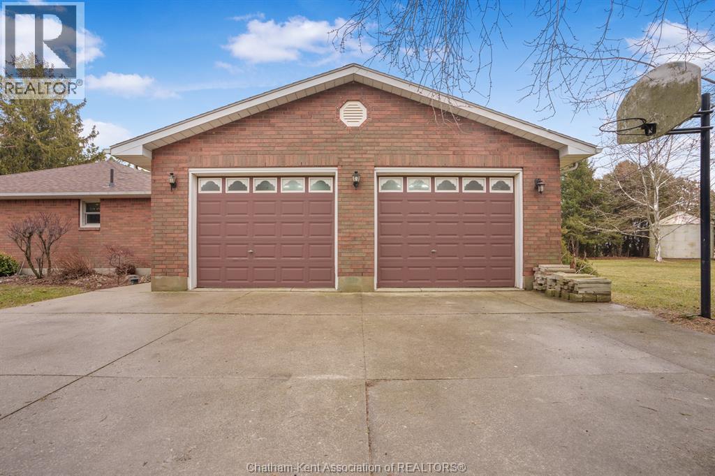 10010 Cedar Hedge Line, Dresden, Ontario  N0P 1M0 - Photo 7 - 26002273